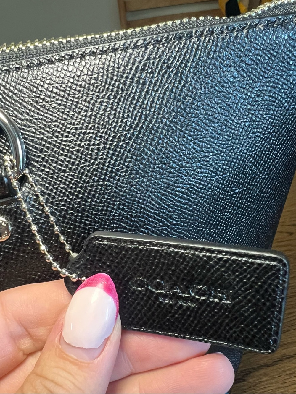 Coach Gallery Tote Bag in Black Cross Grain Leather with Silver Hardware - Picture 4 of 14